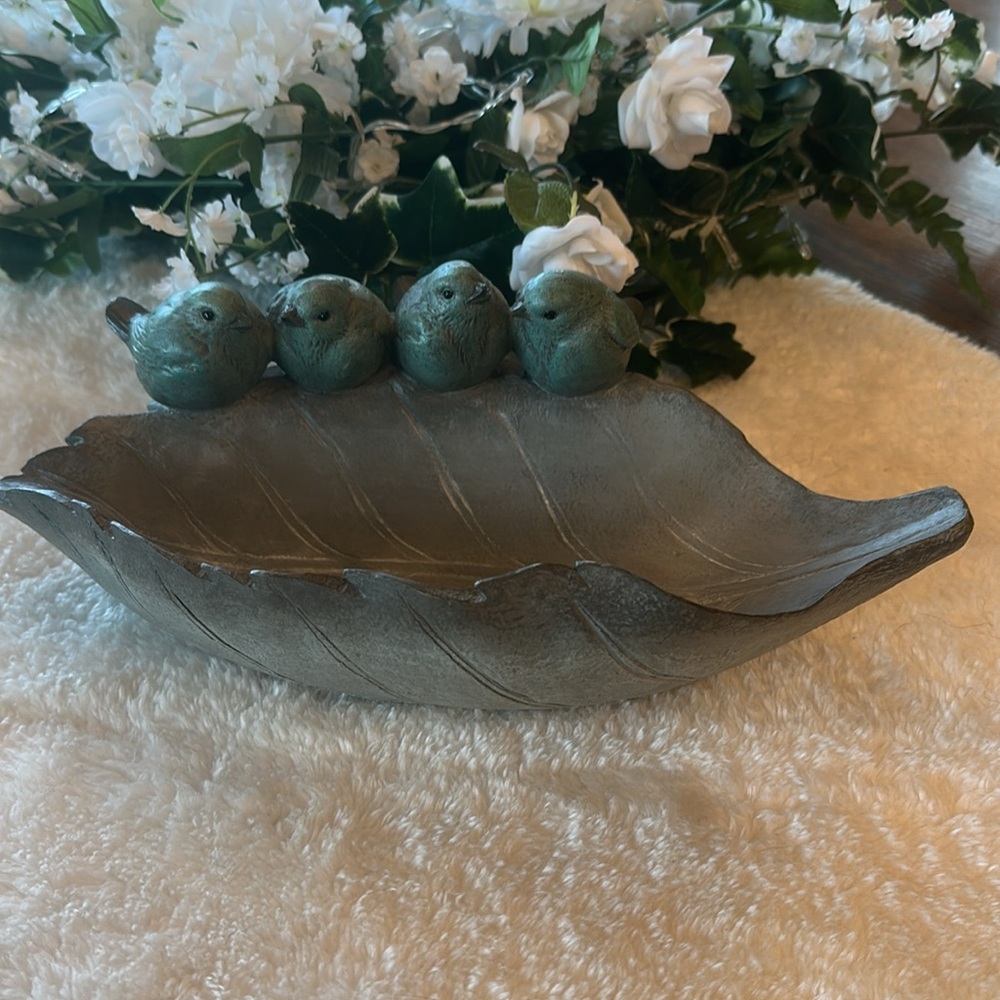 Decorative Leaf Dish with Birds